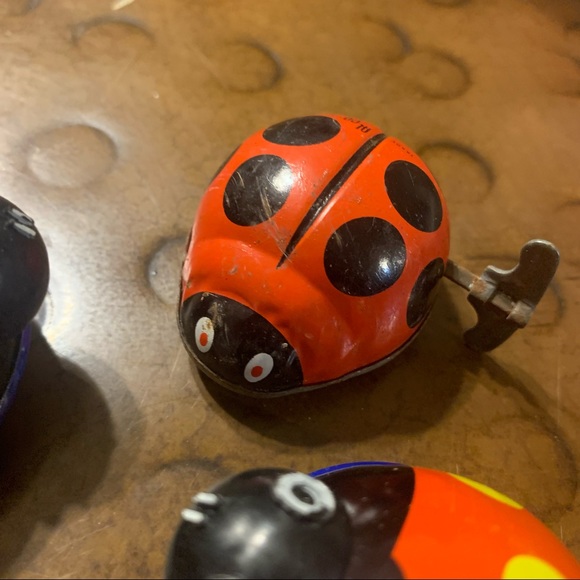 German LEHMANN Tin Toy Lili 901 the Ladybug 2" Friction toy and wind-up toy lot - Picture 3 of 10